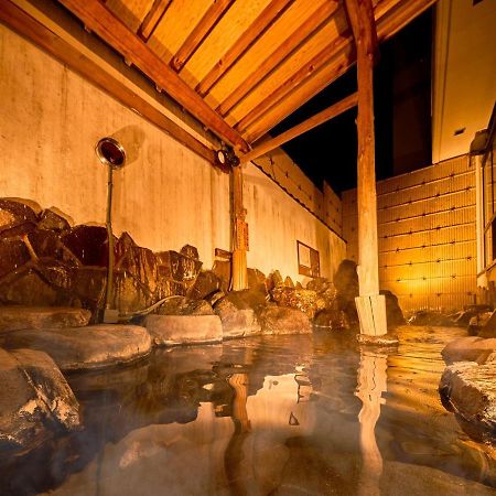 Отель Ooedo Onsen Monogatari Yamashiro Saichoraku Кага Экстерьер фото
