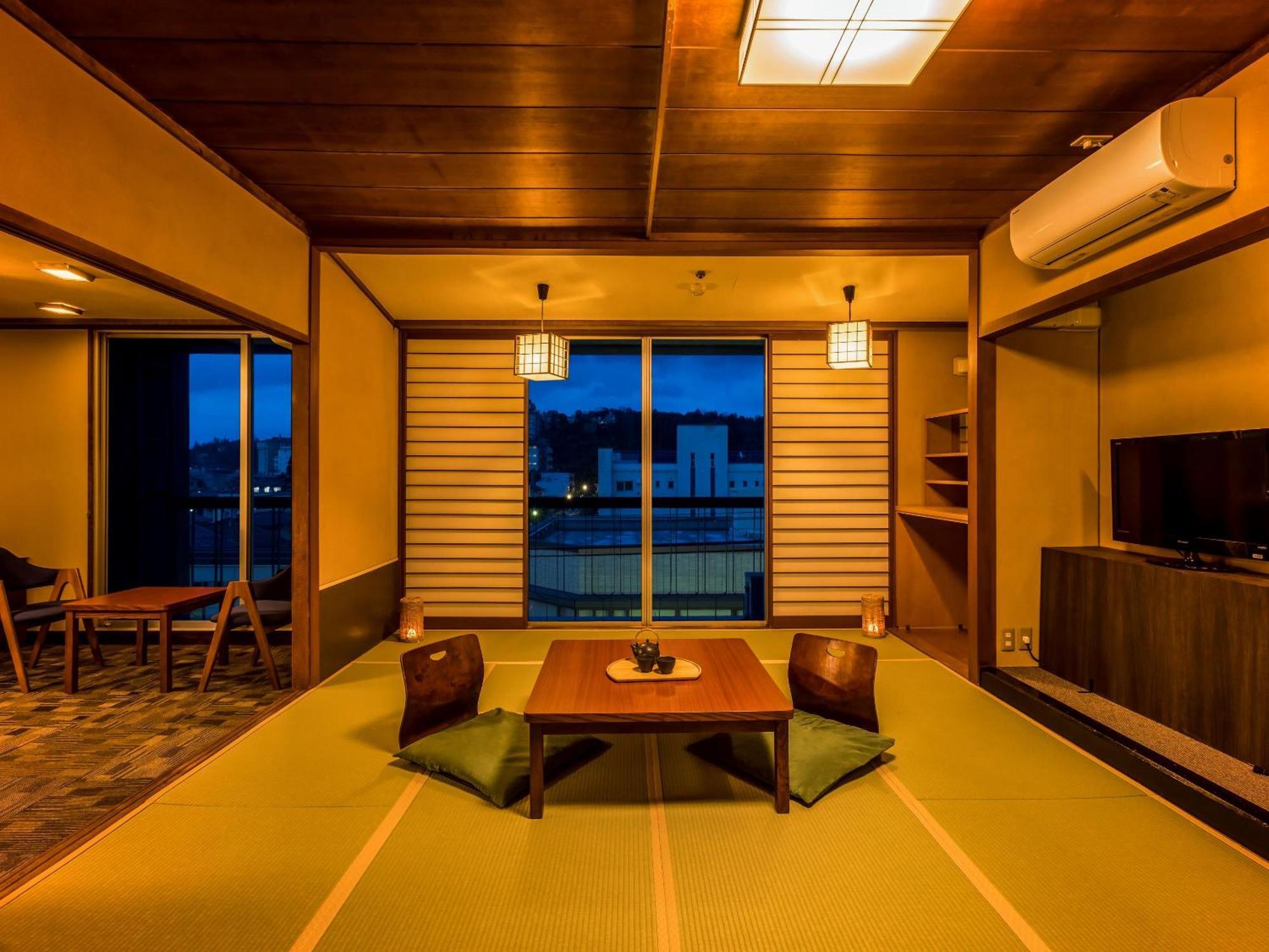 Отель Ooedo Onsen Monogatari Yamashiro Saichoraku Кага Экстерьер фото