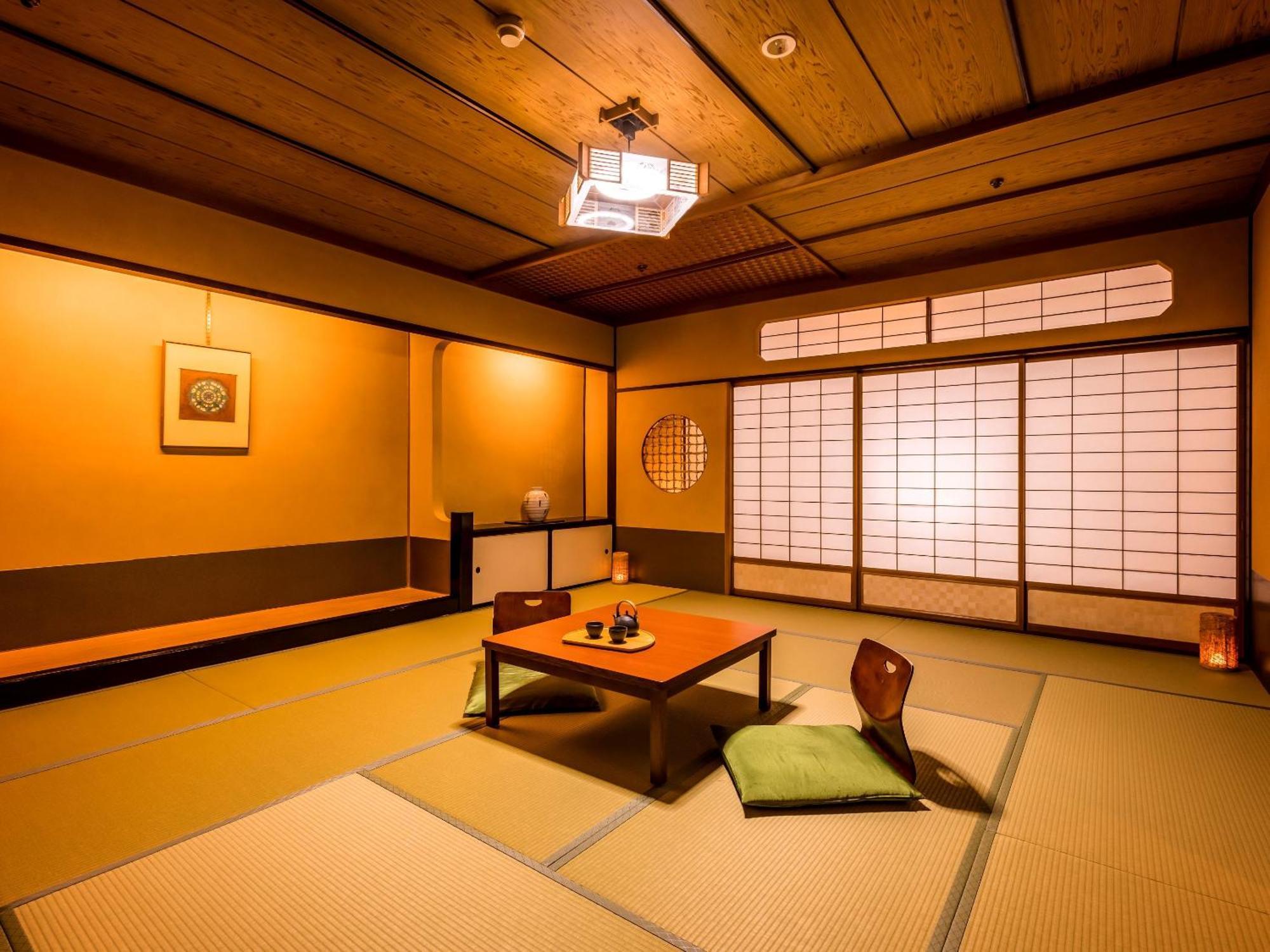 Отель Ooedo Onsen Monogatari Yamashiro Saichoraku Кага Номер фото