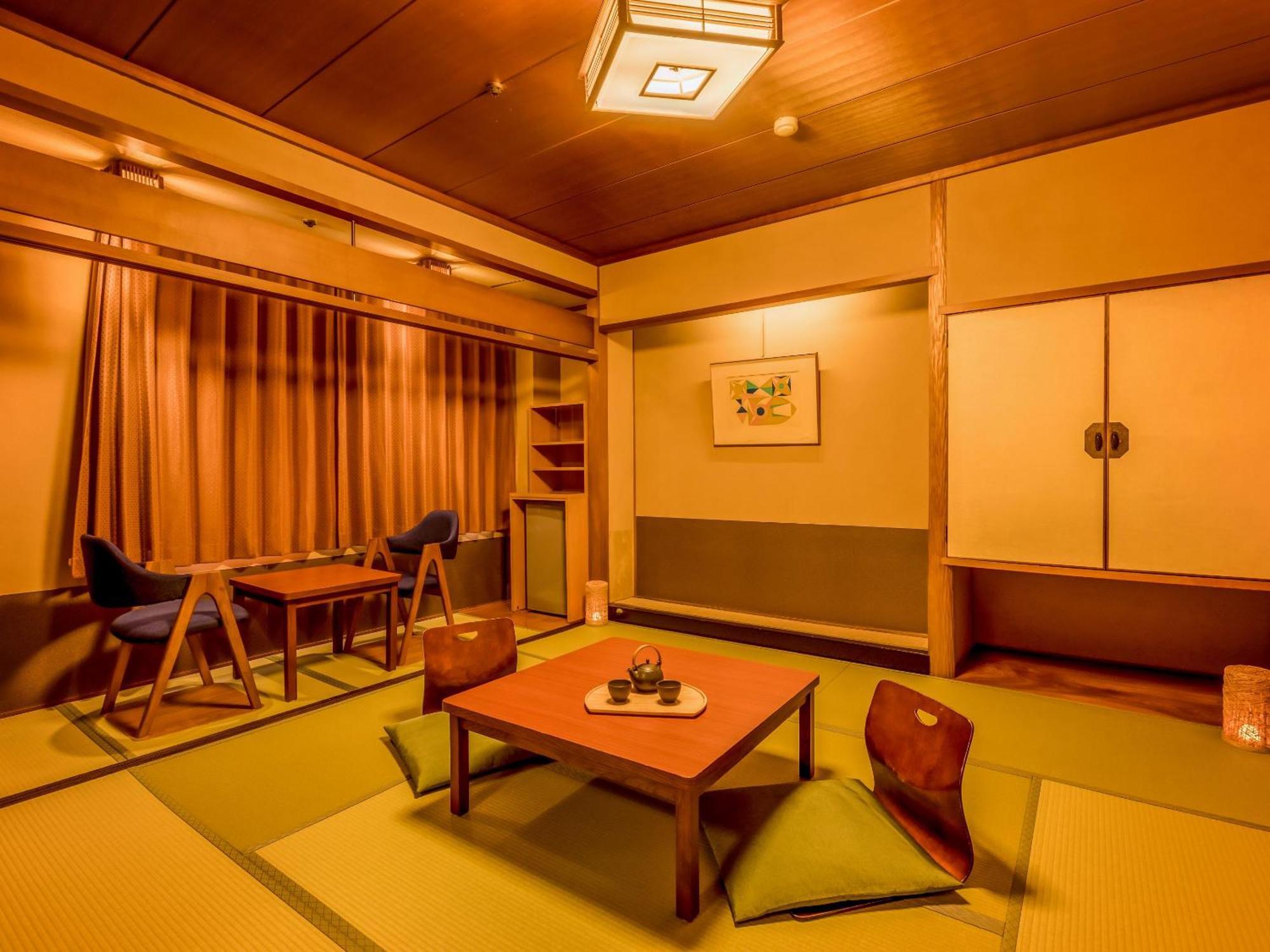 Отель Ooedo Onsen Monogatari Yamashiro Saichoraku Кага Номер фото