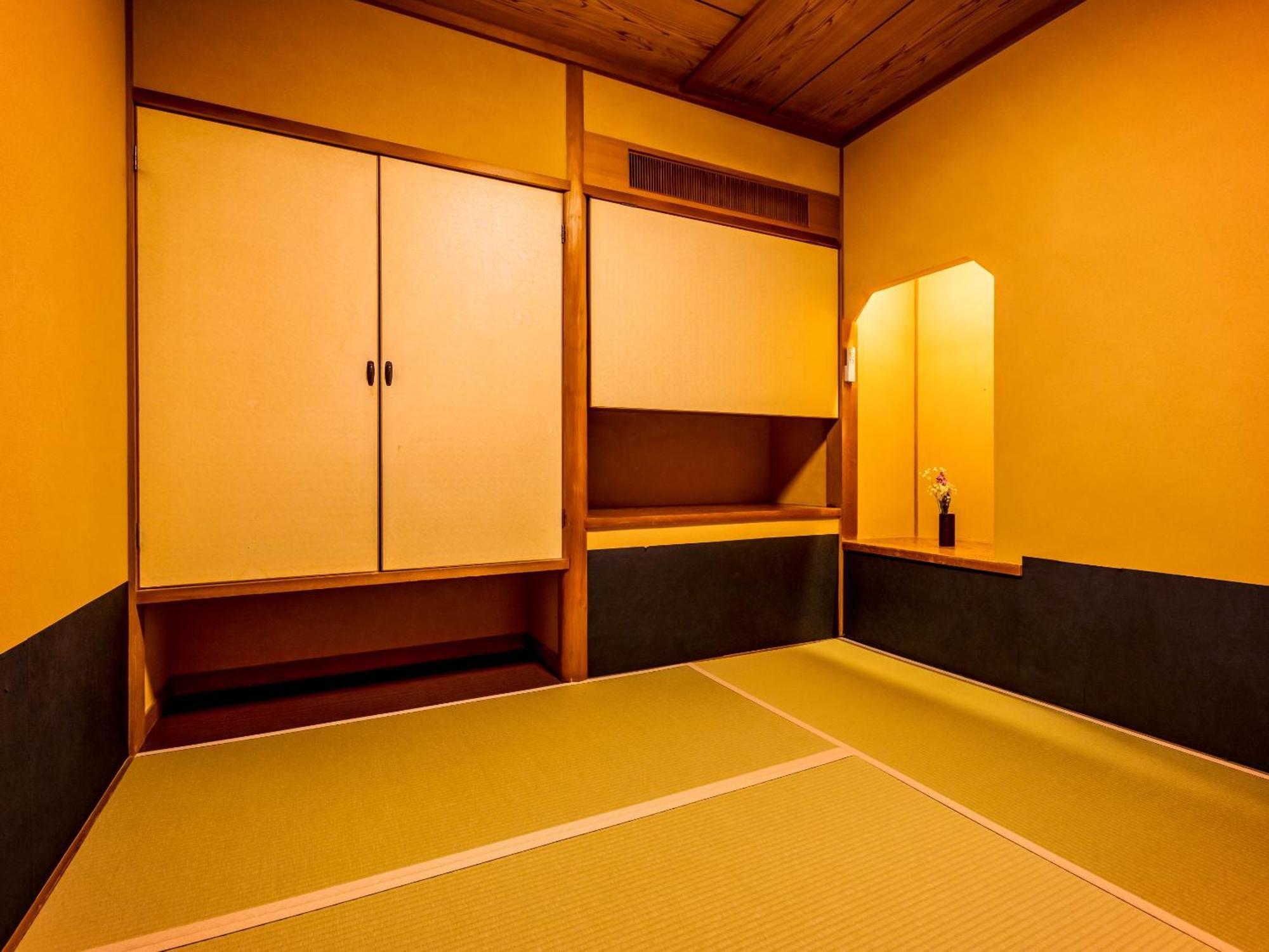 Отель Ooedo Onsen Monogatari Yamashiro Saichoraku Кага Номер фото