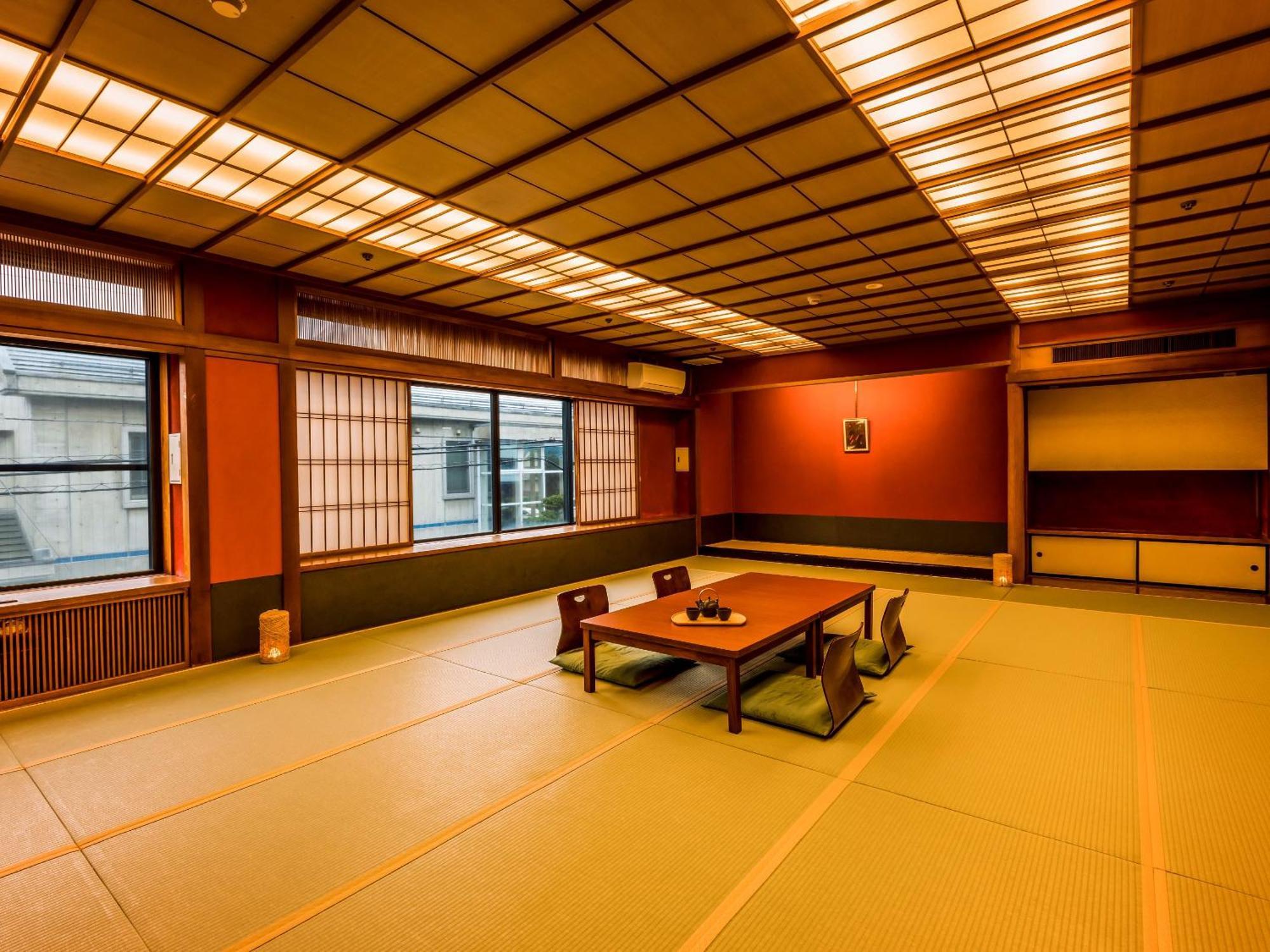 Отель Ooedo Onsen Monogatari Yamashiro Saichoraku Кага Номер фото